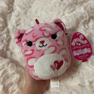 Doreen the Cheetah Valentines Day Squishmallow